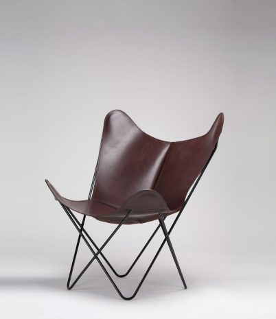 BKF armchair by Isist with leather cover and black frame - Brown