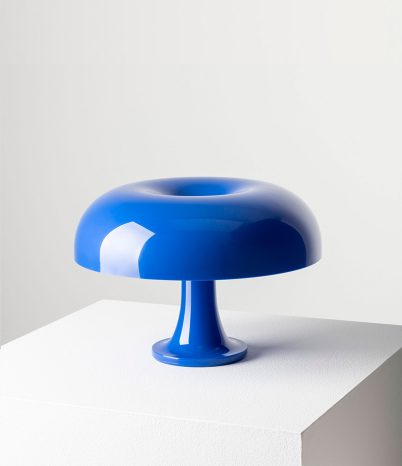 Nessino table lamp by Artemide Ø 32 x 22 cm - Klein blue