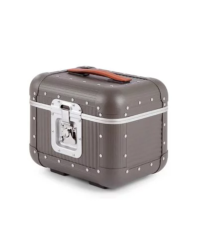 Bank vanity case by FPM